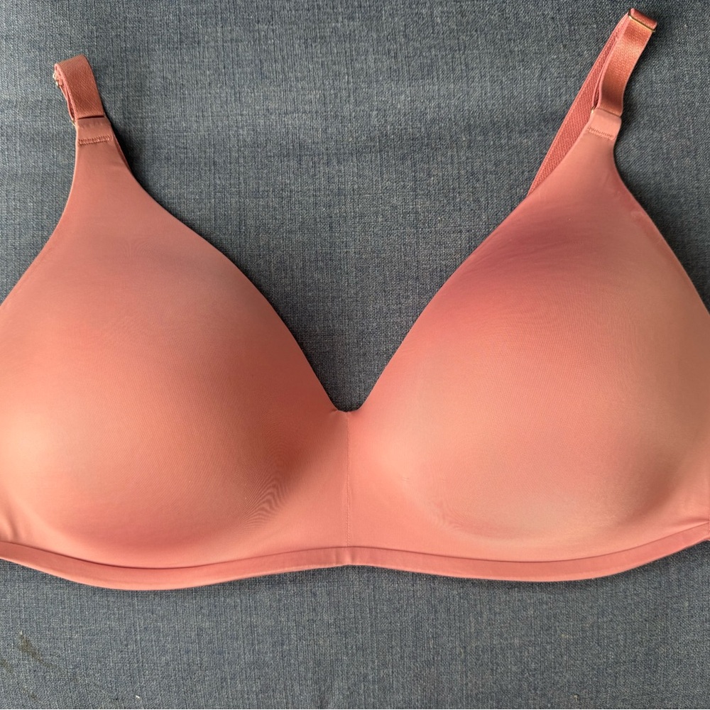 Soma Vanishing 360 Wireless Bra